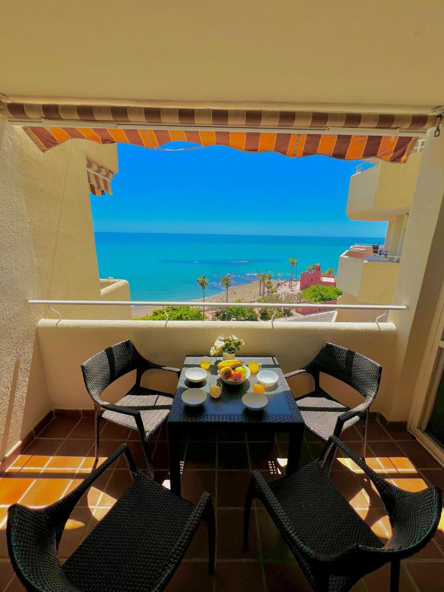 Frontal Sea View Apartment Benalbeach Бенальмадена Экстерьер фото
